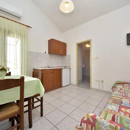 Bellavista-enio-2 Appartement Diklo